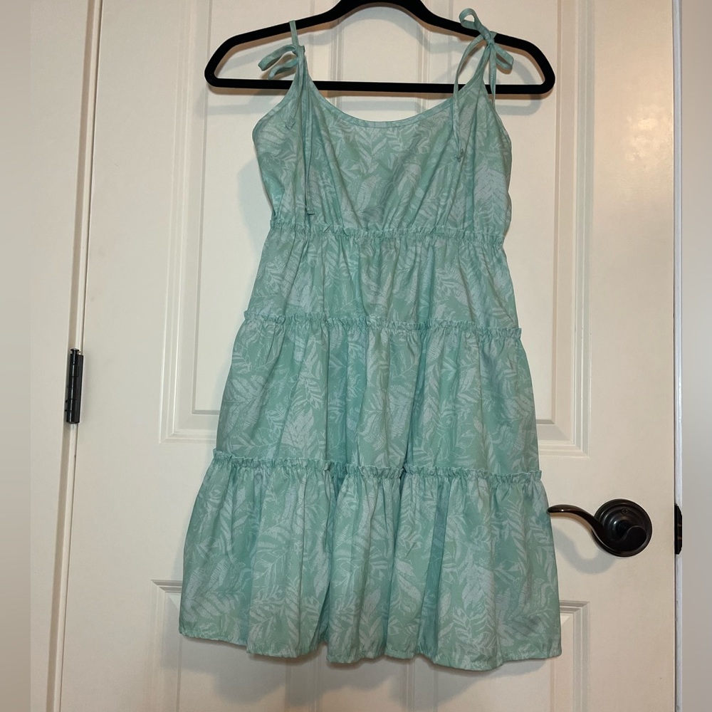Tiered green sun dress